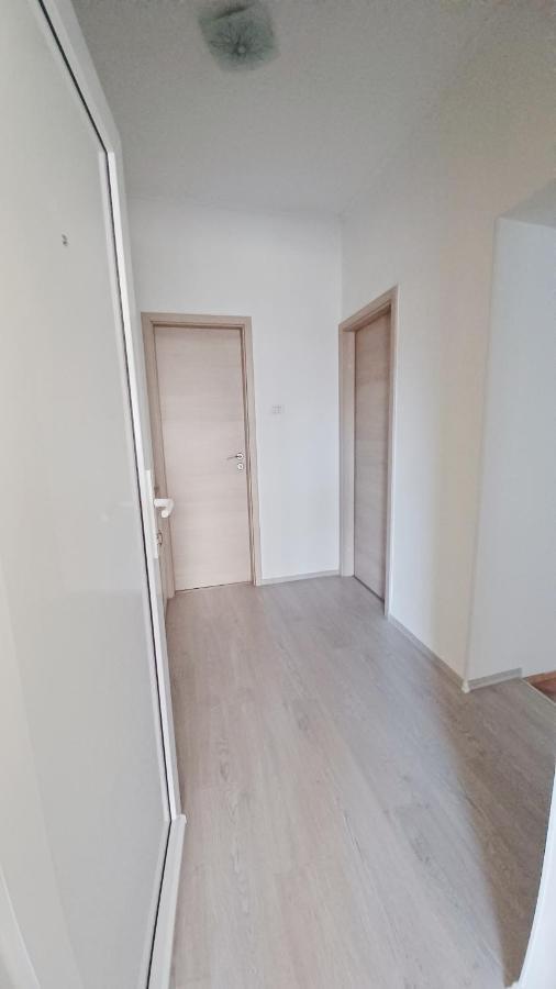 דירות PUY Apartman Dora מראה חיצוני תמונה