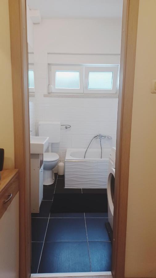 דירות PUY Apartman Dora מראה חיצוני תמונה