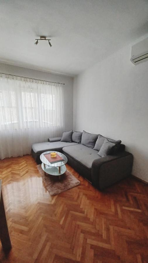 דירות PUY Apartman Dora מראה חיצוני תמונה